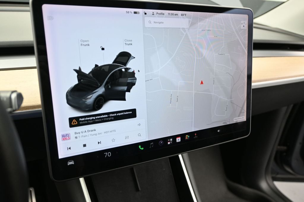 Used 2020  Tesla Performance image 17