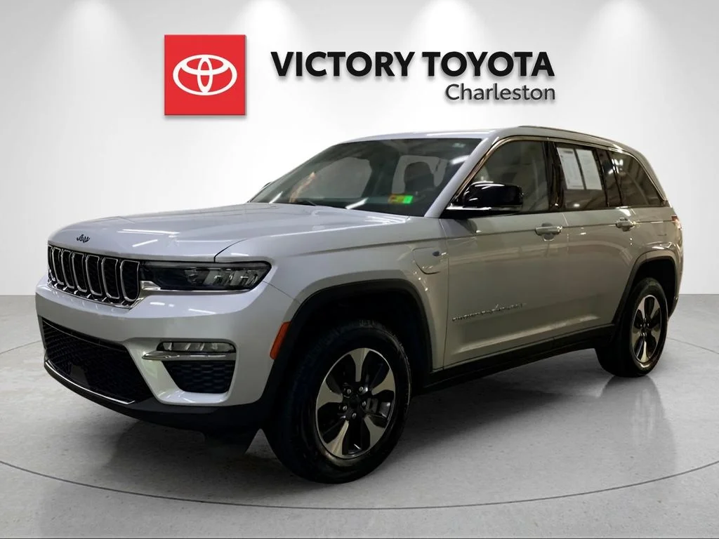 Used 2022 Silver Jeep 4xe image 1