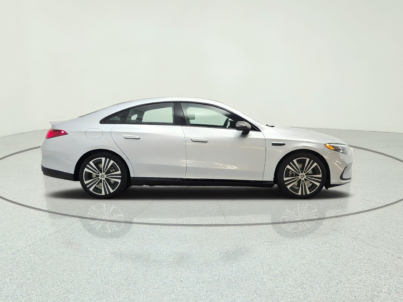 New 2027 Cirrus Silver Metallic Mercedes-Benz CLA 250+ Electric image 4
