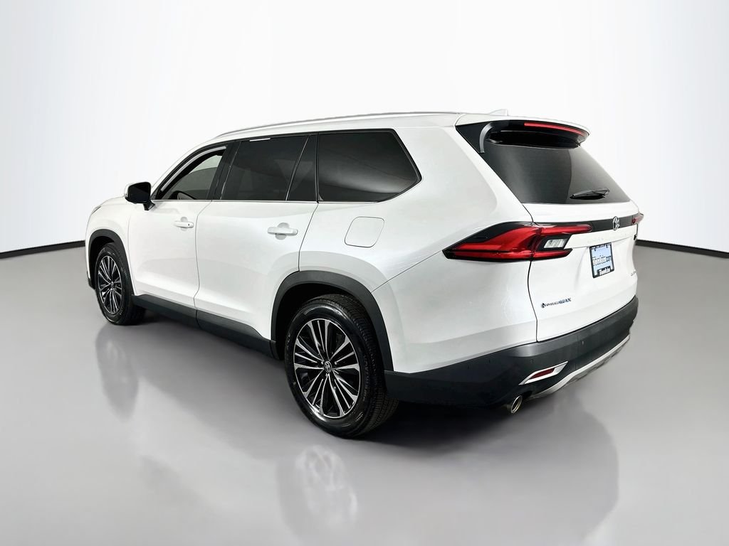 Used 2024 Pearl Toyota MAX Platinum image 6