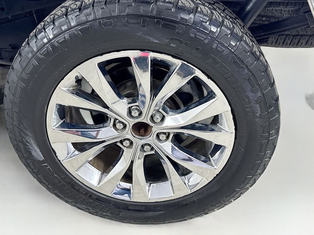 Used 2017 Oxford White Ford Lariat image 43