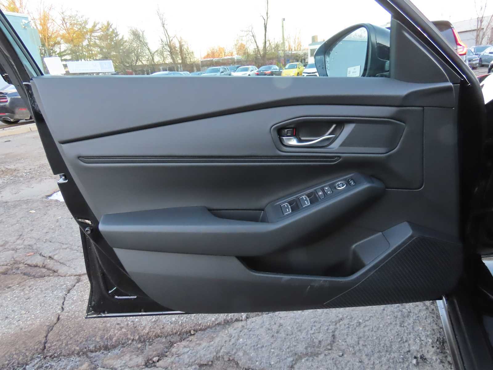 New 2026 Crystal Black Pearl Honda SE image 12