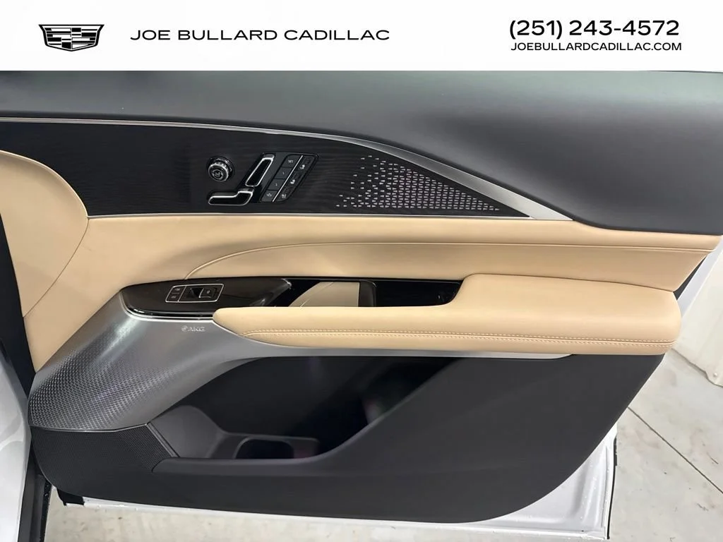 2026 Cadillac LYRIQ Signature Luxury - Photo 18