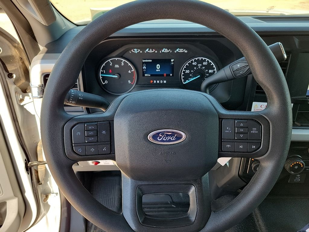 2024 Ford F-550 Super Duty Chassis Cab XL - Photo 21