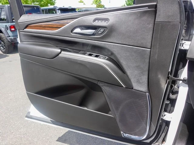 Used 2024 White Cadillac Premium Luxury image 21