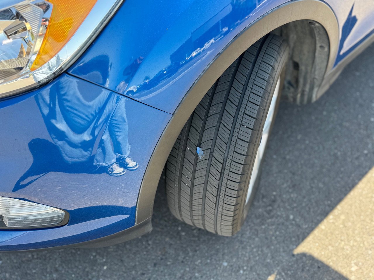 Used 2018 Lightning Blue Metallic Ford SE image 51