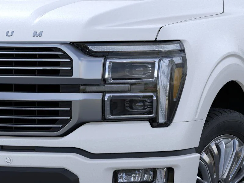 New 2026 Star White Metallic Tri-Coat Ford Platinum® image 18