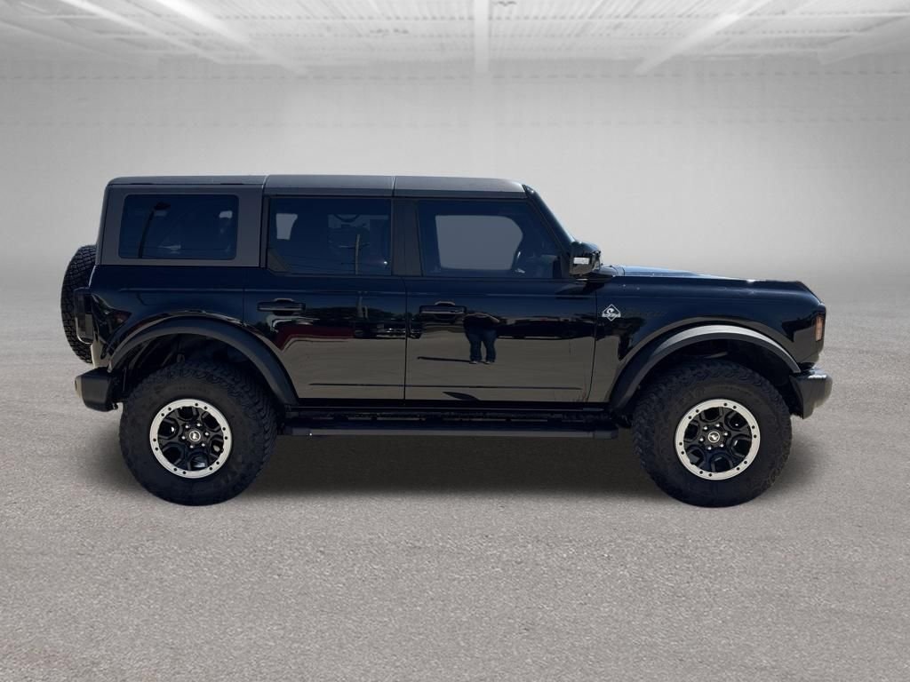 Used 2023 Shadow Black Ford Outer Banks image 6