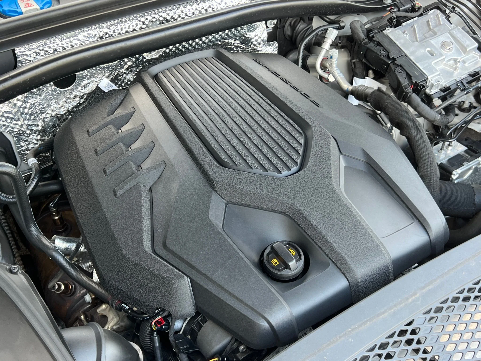 Used 2024 Gray Porsche Base image 36