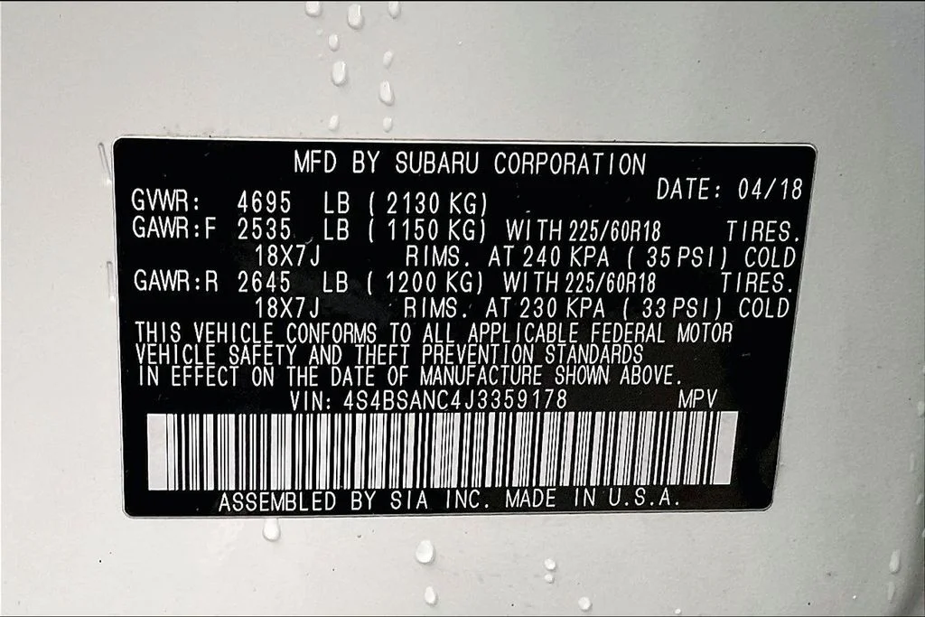 Used 2018 White Subaru 2.5i image 36