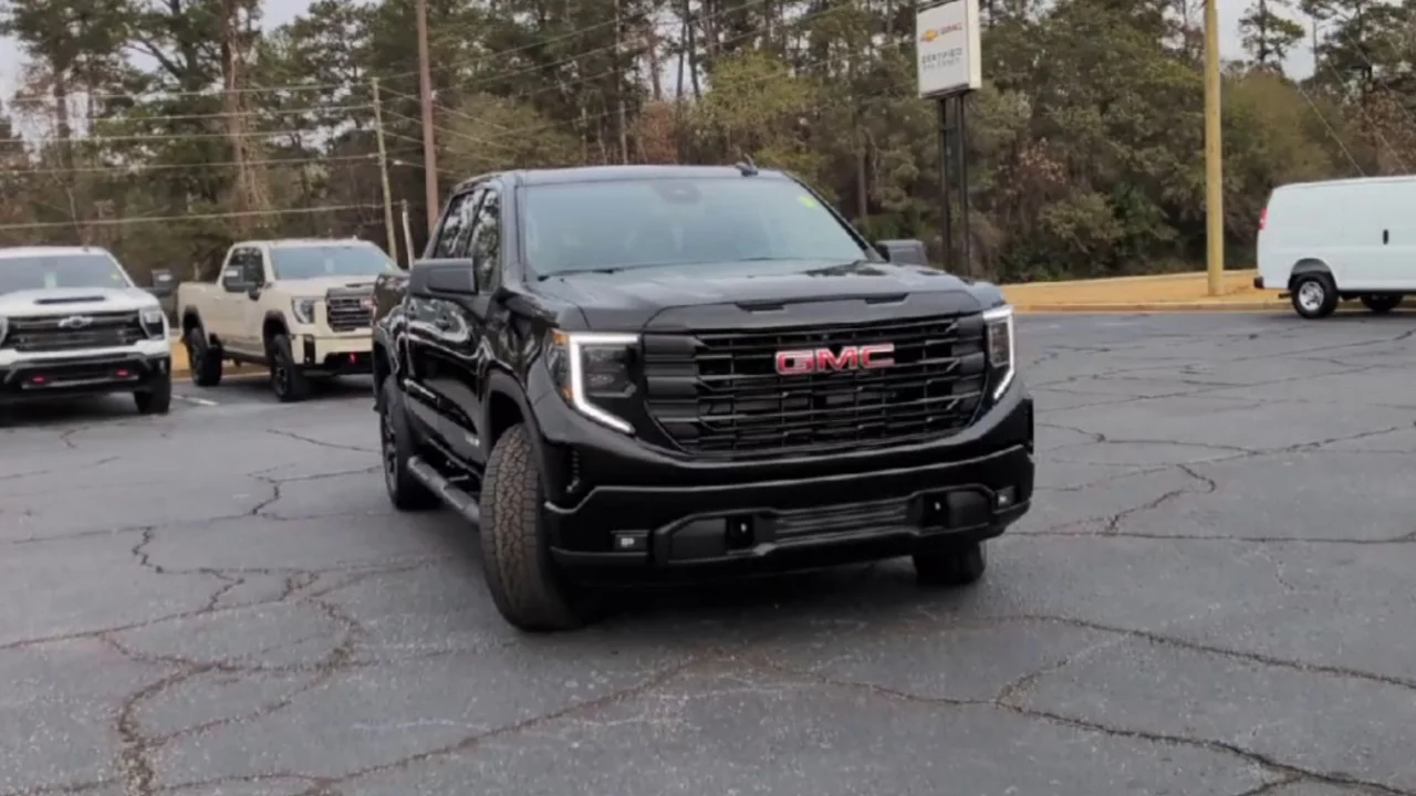 New 2026 Onyx Black GMC Elevation image 3