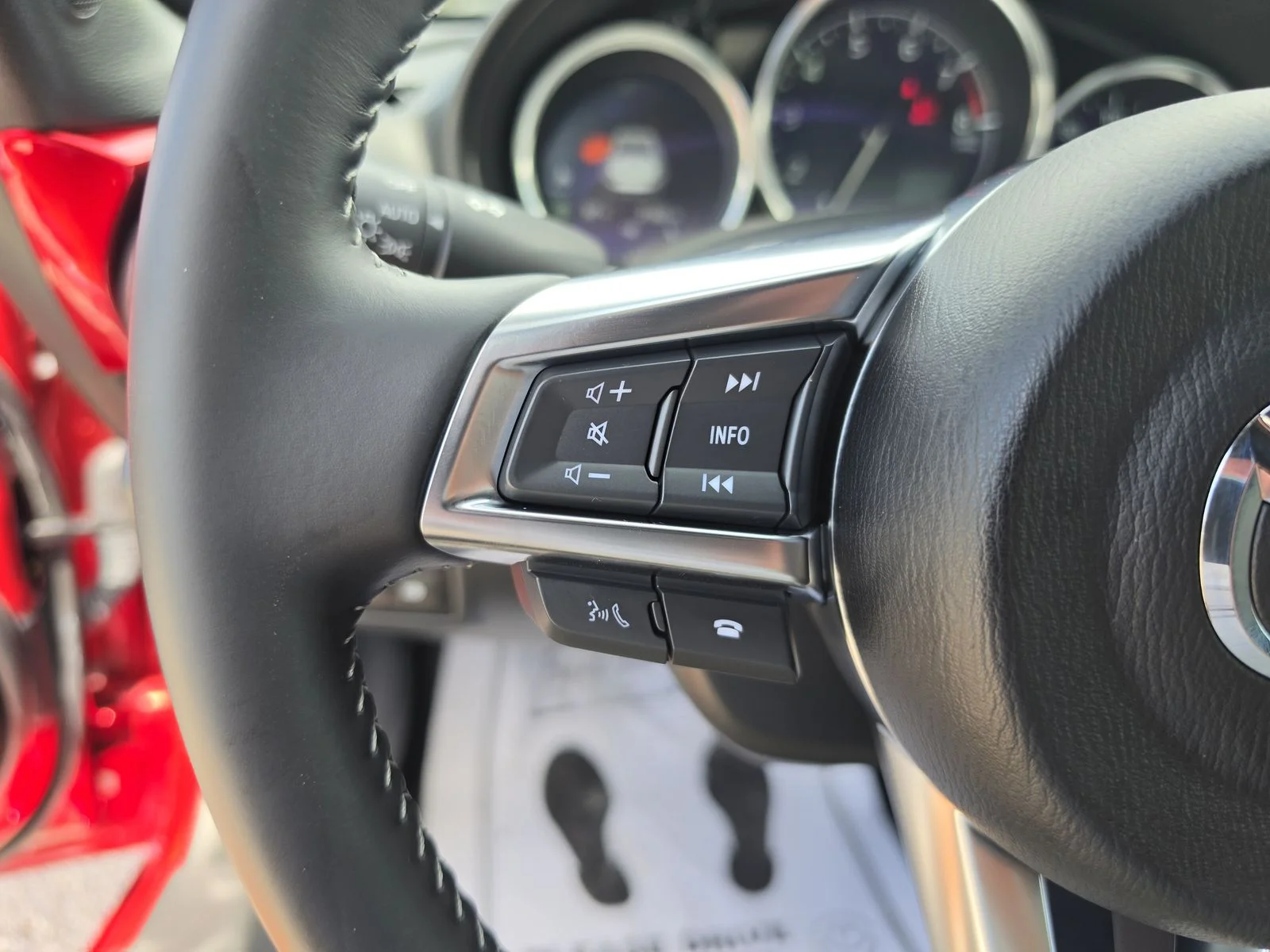 Used 2025 Red Mazda Grand Touring image 29