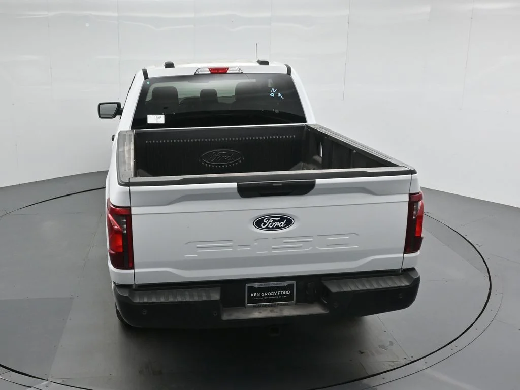New 2026 White Ford XL image 33