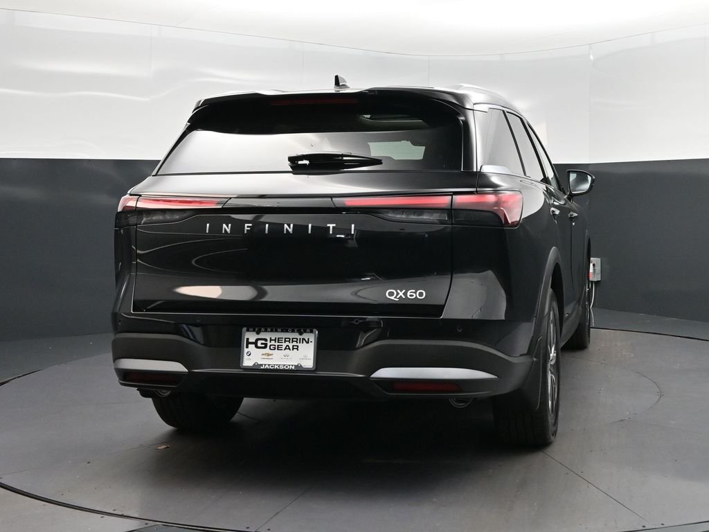 New 2027 MINERAL BLACK INFINITI Luxe FWD image 7