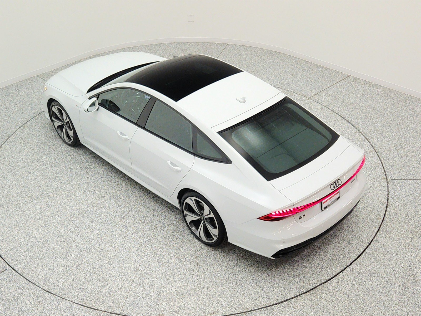 Used 2023 Glacier White Metallic Audi Prestige 55 TFSI quattro image 28