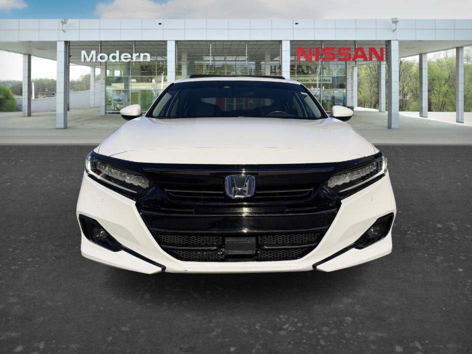 Used 2021 Platinum White Pearl Honda EX image 5
