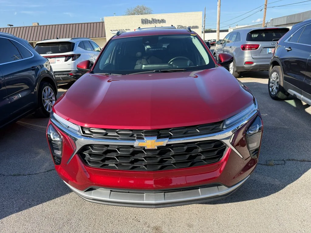 Used 2025 Red Chevrolet LT image 14