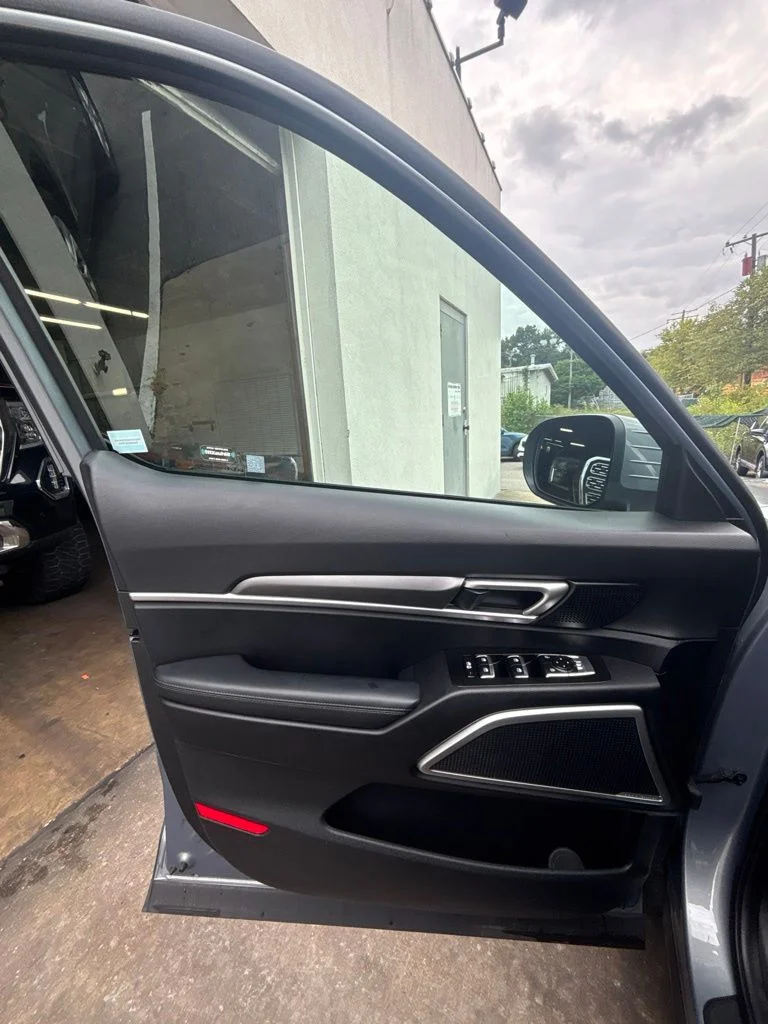 Used 2022 Silver Kia LX image 13