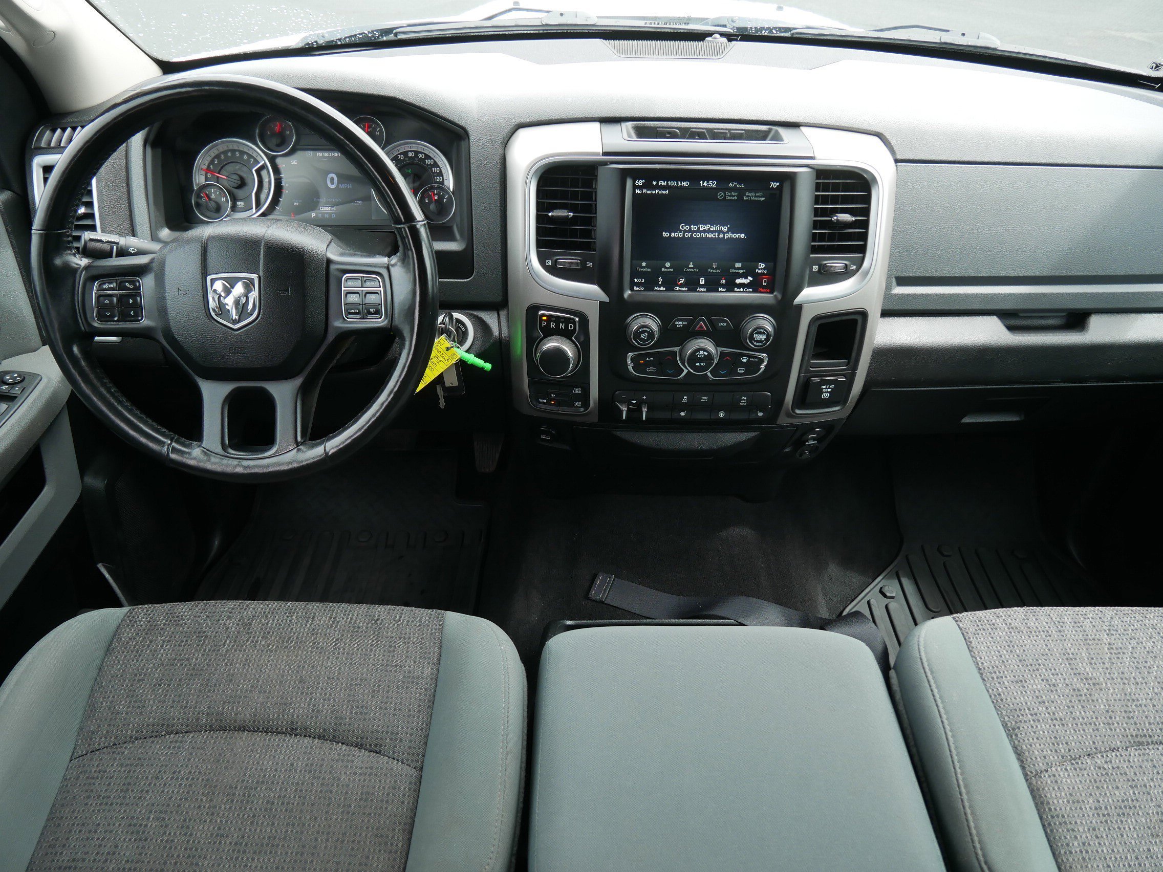 Used 2018 Bright White Clearcoat Ram SLT image 14