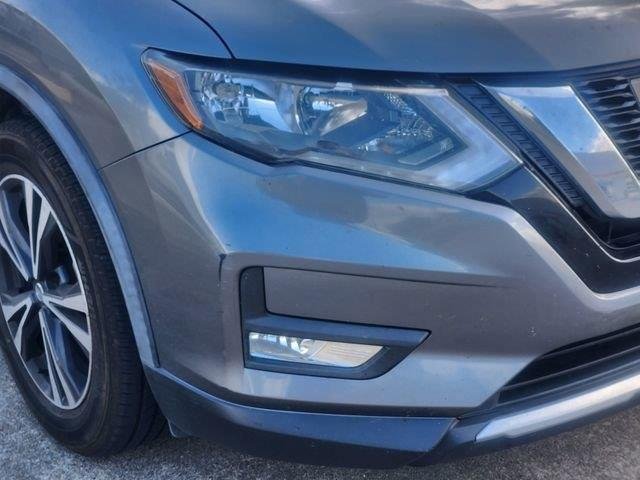 Used 2017 Gray Nissan SL image 2