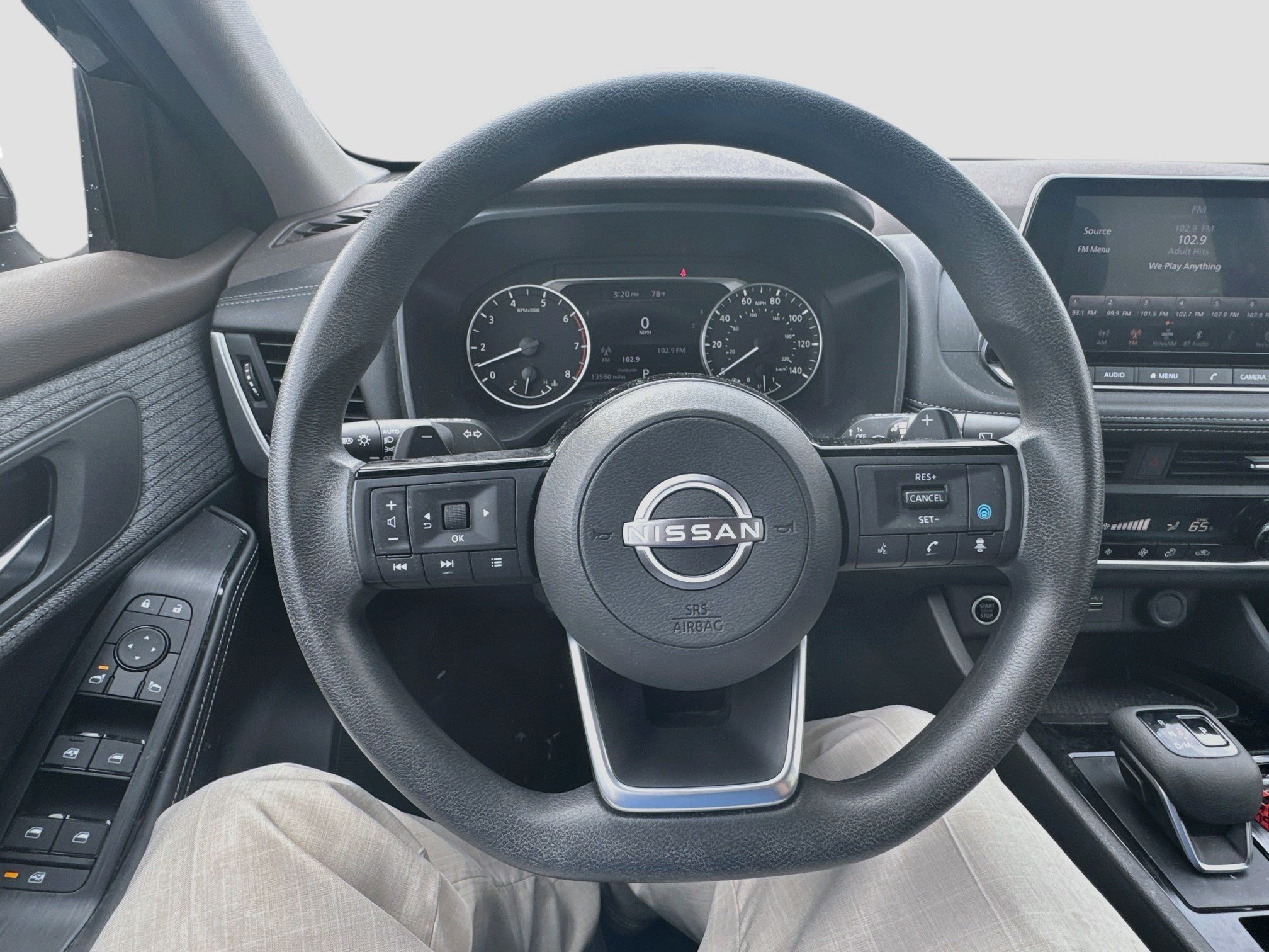 Used 2023 Super Black Nissan SV image 11