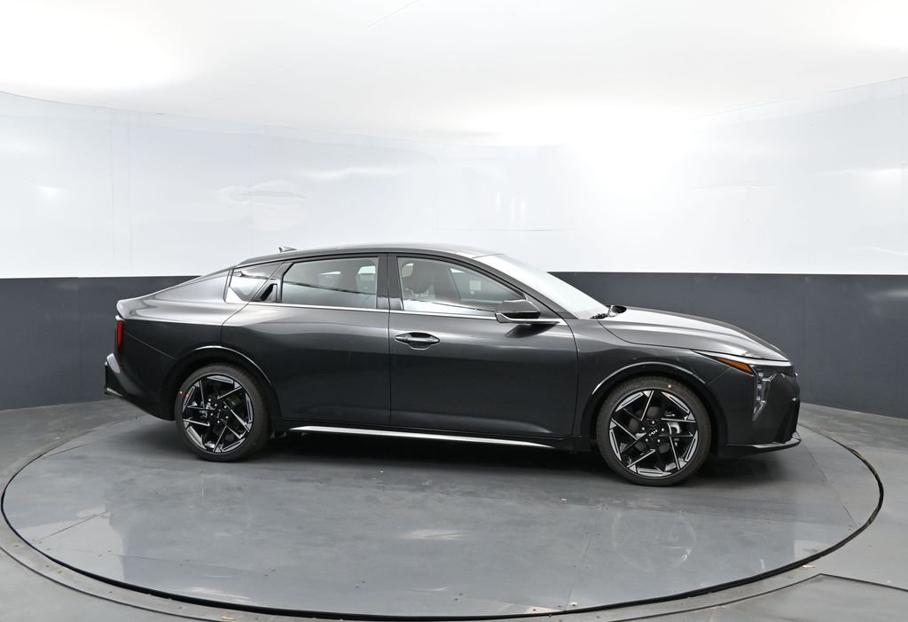 New 2026 Interstellar Gray Kia GT-Line image 4