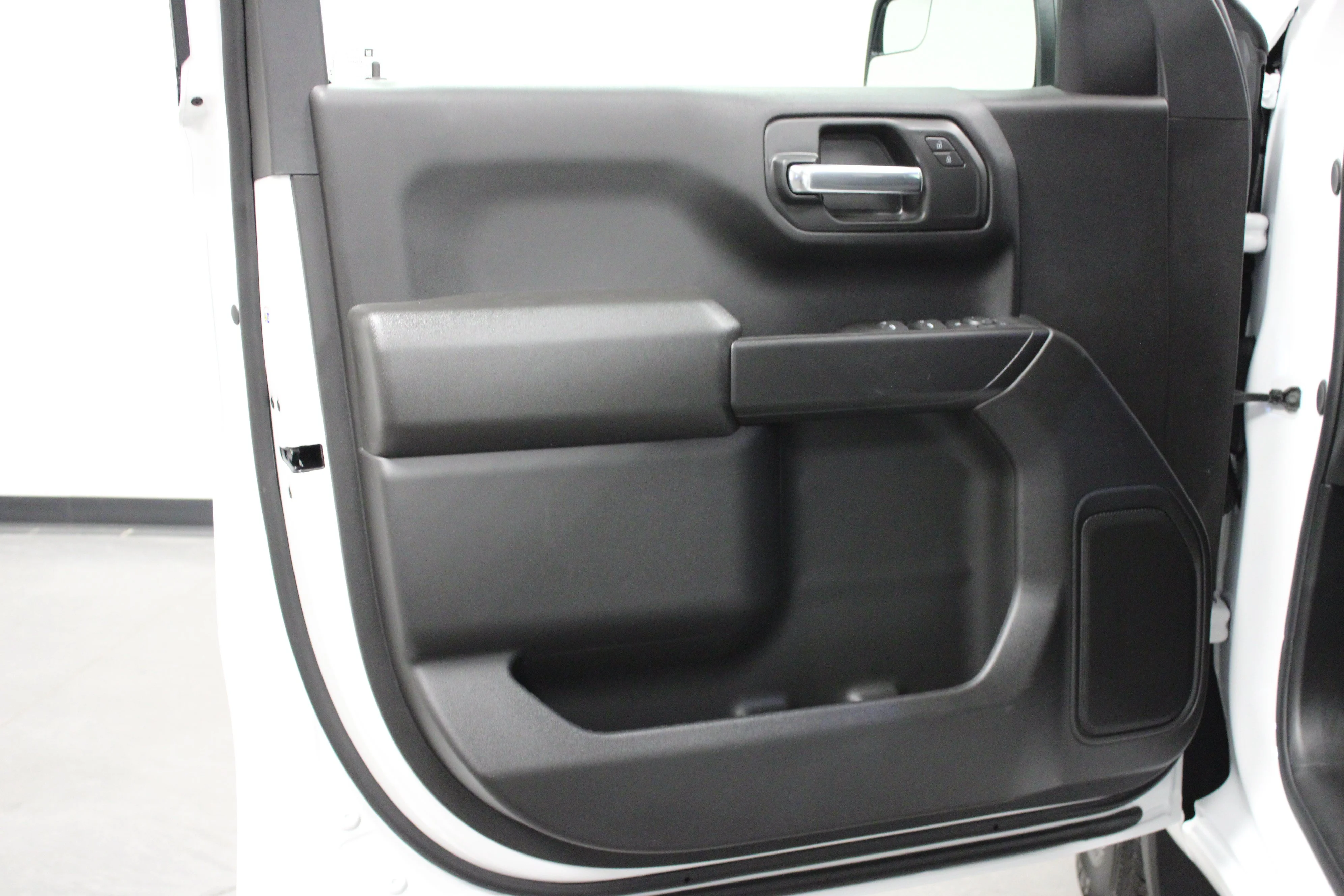 New 2026 Summit White GMC Pro image 11