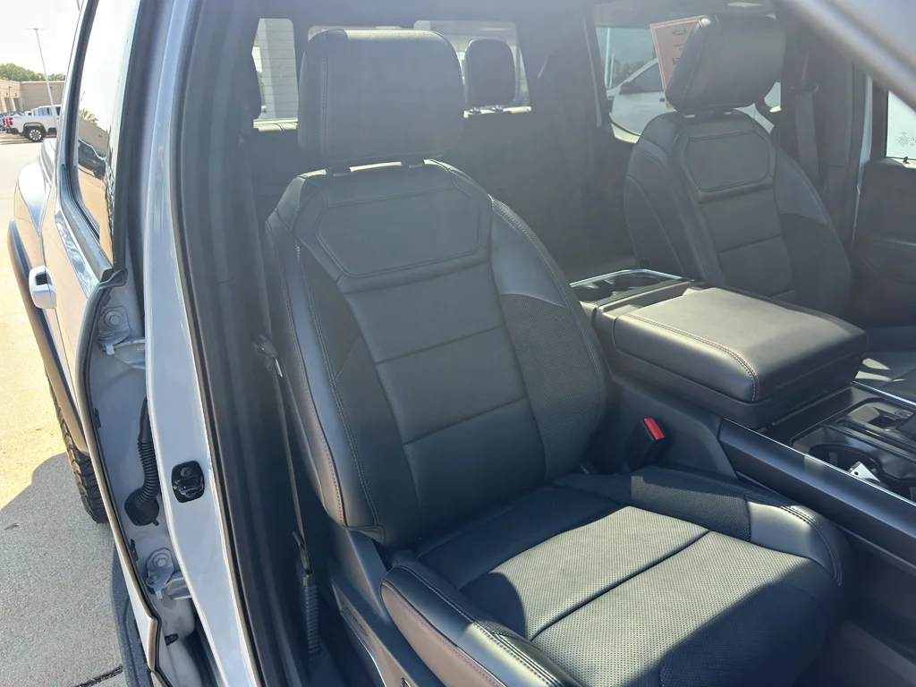 Used 2025 Space White Metallic Ford Raptor image 35