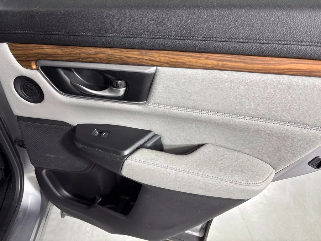 Used 2018  Honda EX-L image 18