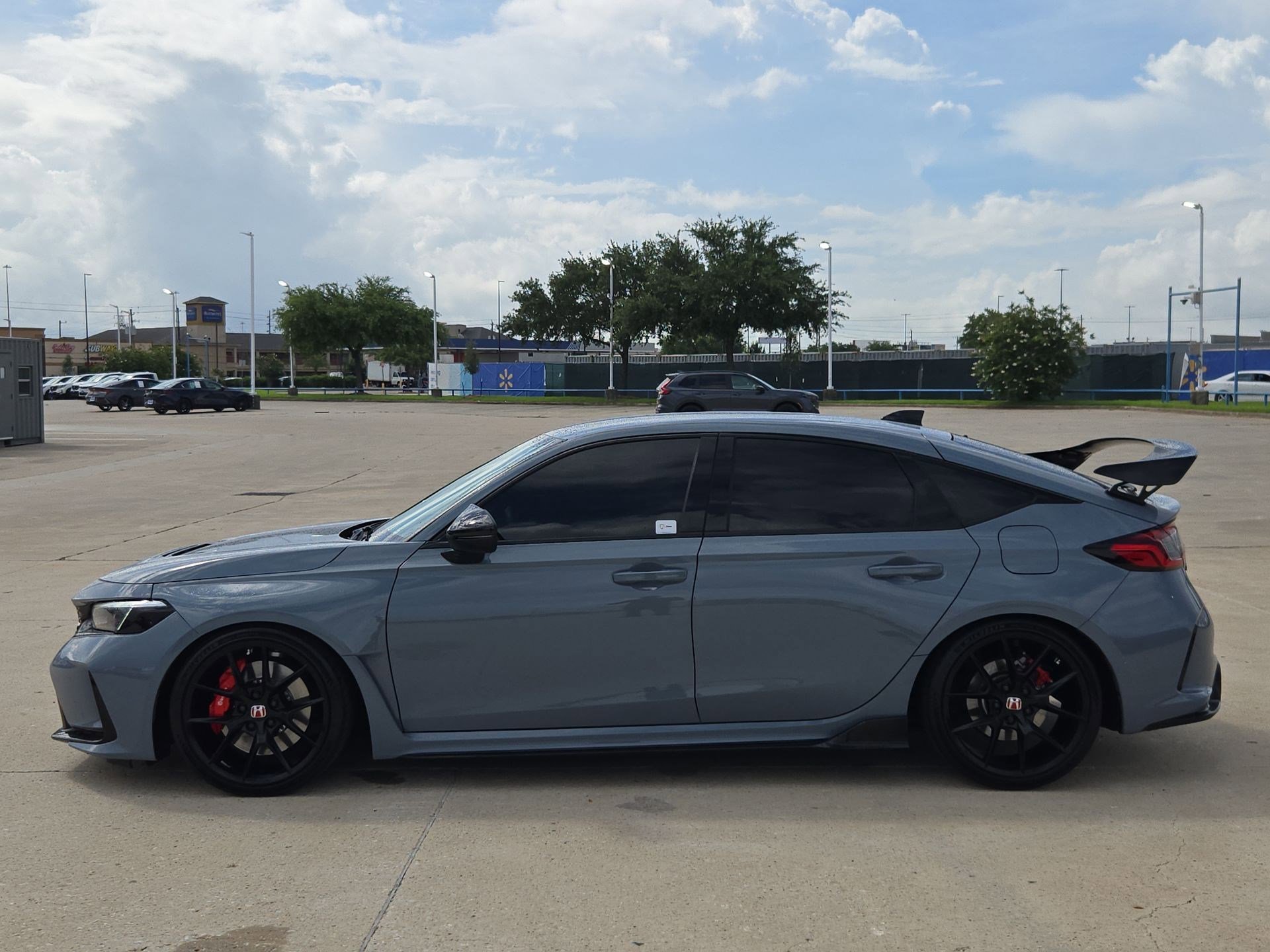 Certified Used 2024 Sonic Gray Pearl Honda TYPE R image 40