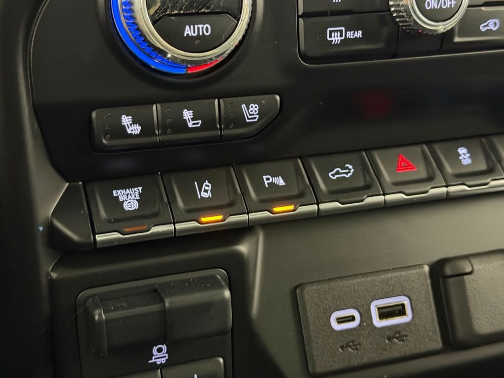 Used 2023 Black GMC Denali image 19