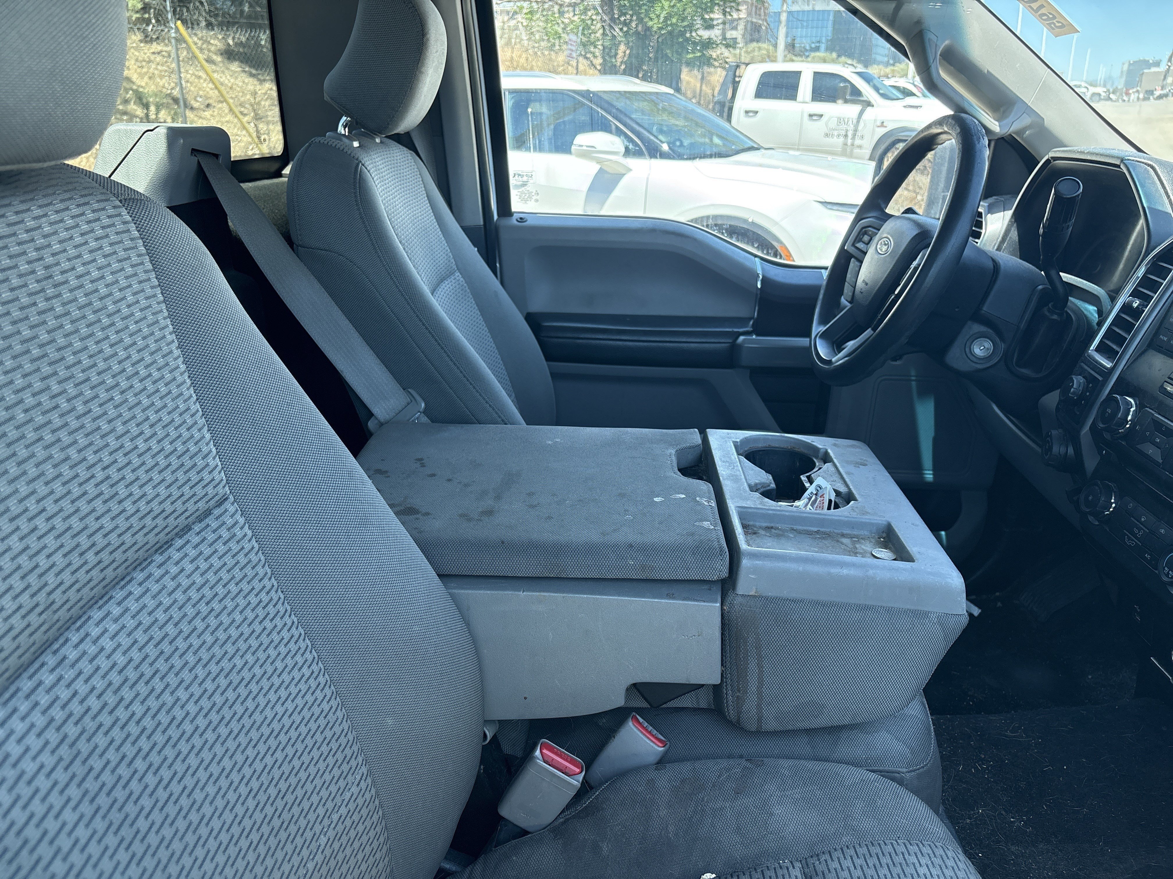 Used 2016 White Ford XL image 6