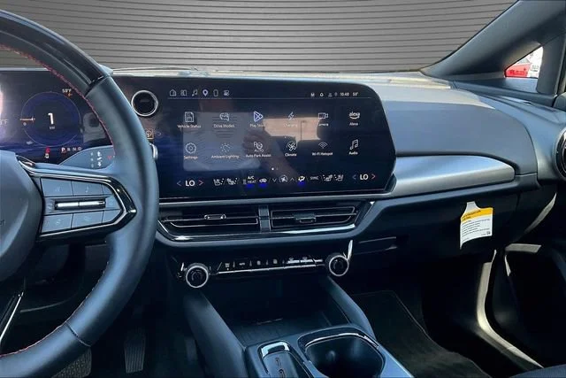 2025 Chevrolet Equinox EV RS - Photo 6