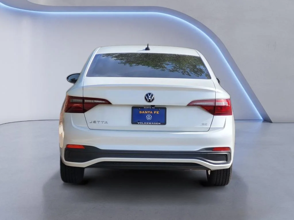Used 2022 Oryx White Pearl Volkswagen SE w/ Sunroof image 6