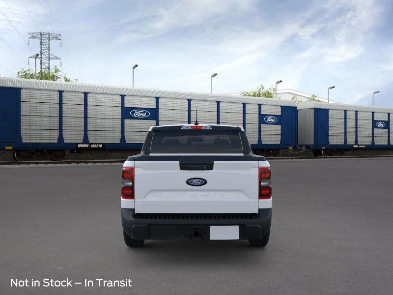 New 2026 Oxford White Ford XLT image 5