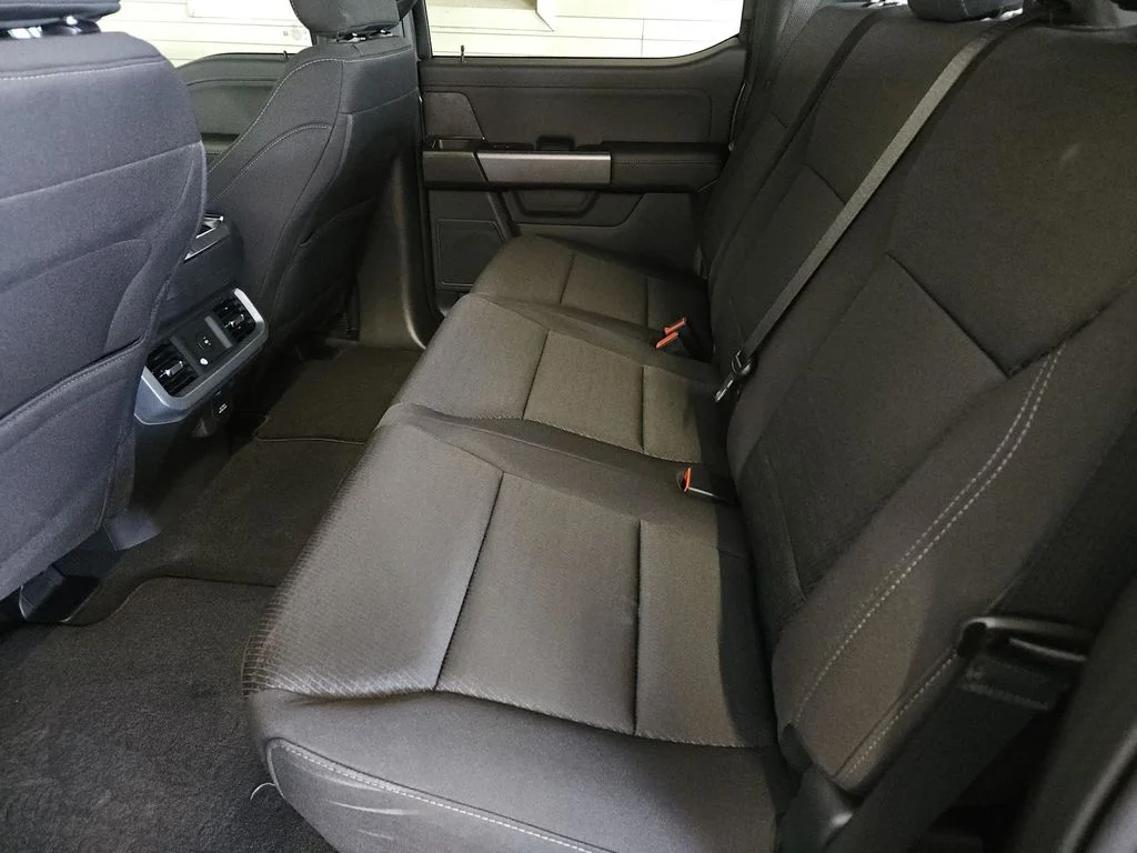 New 2026 Carbonized Gray Metallic Ford XLT image 22