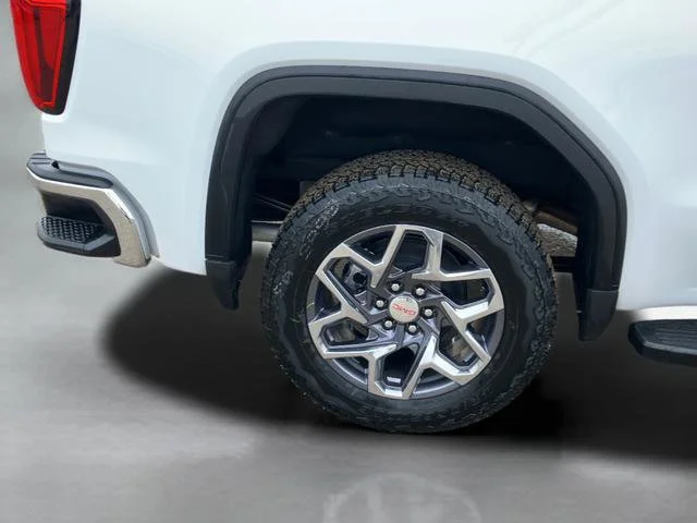 2026 GMC Sierra 1500 SLT - Photo 11