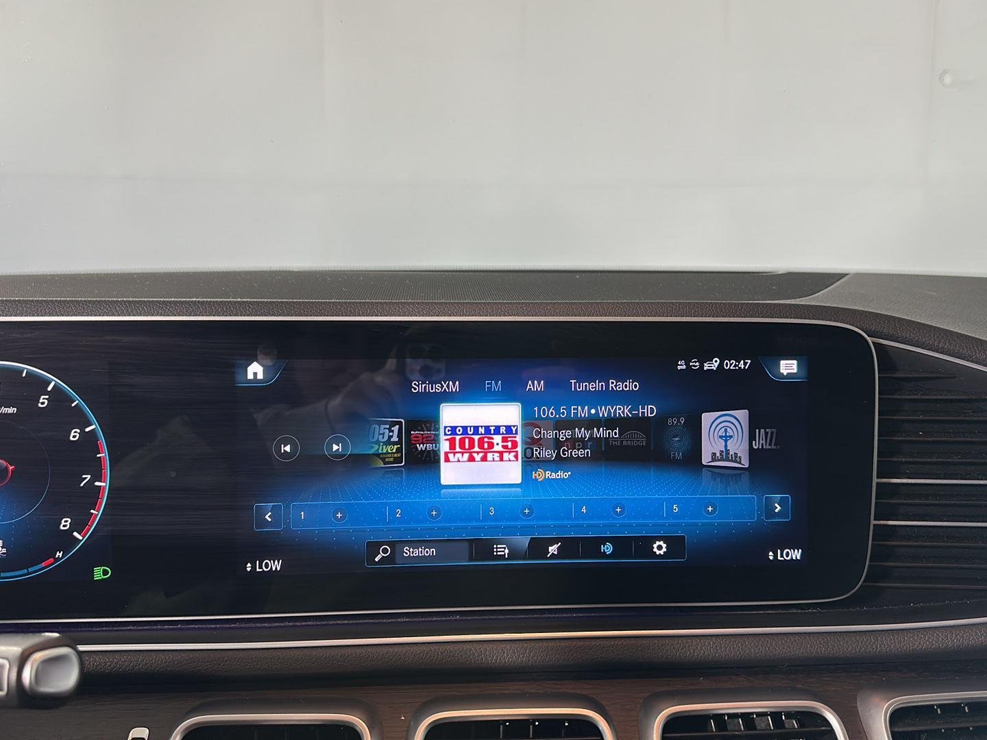 Used 2022 Selenite Grey Metallic Mercedes-Benz GLE 350 image 13