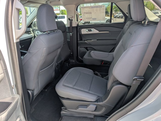 New 2026 Space White Metallic Ford Active image 16