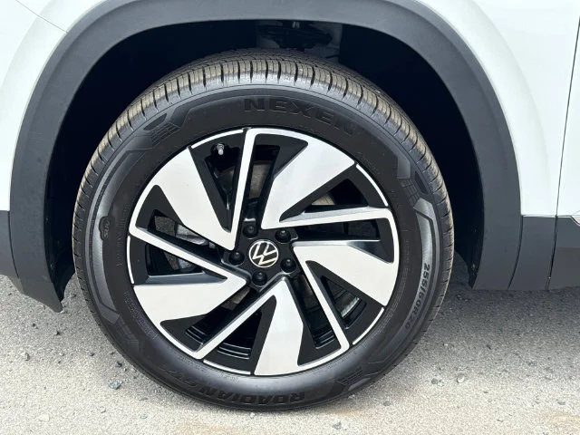 2026 Volkswagen Atlas SEL - Photo 13