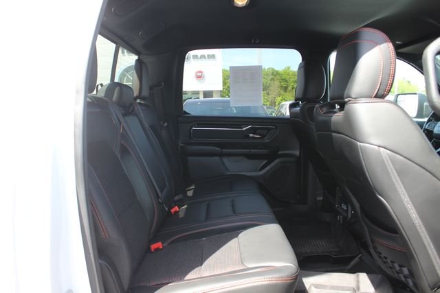 Used 2021 White Ram Big Horn/Lone Star image 31
