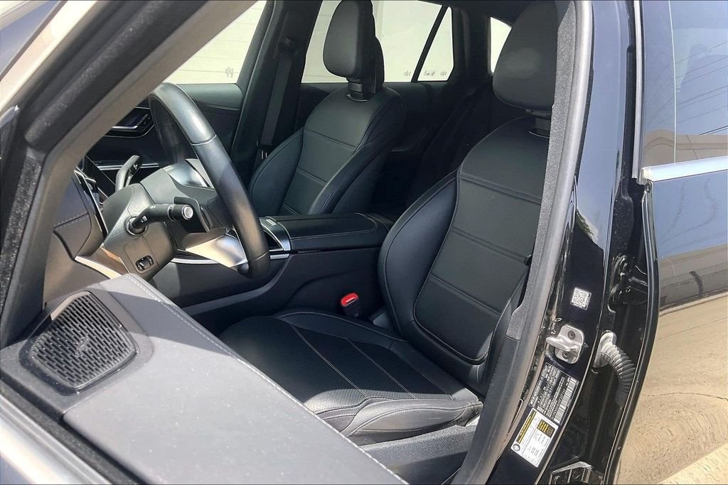 Certified Used 2024 Black Mercedes-Benz GLC 300 image 20
