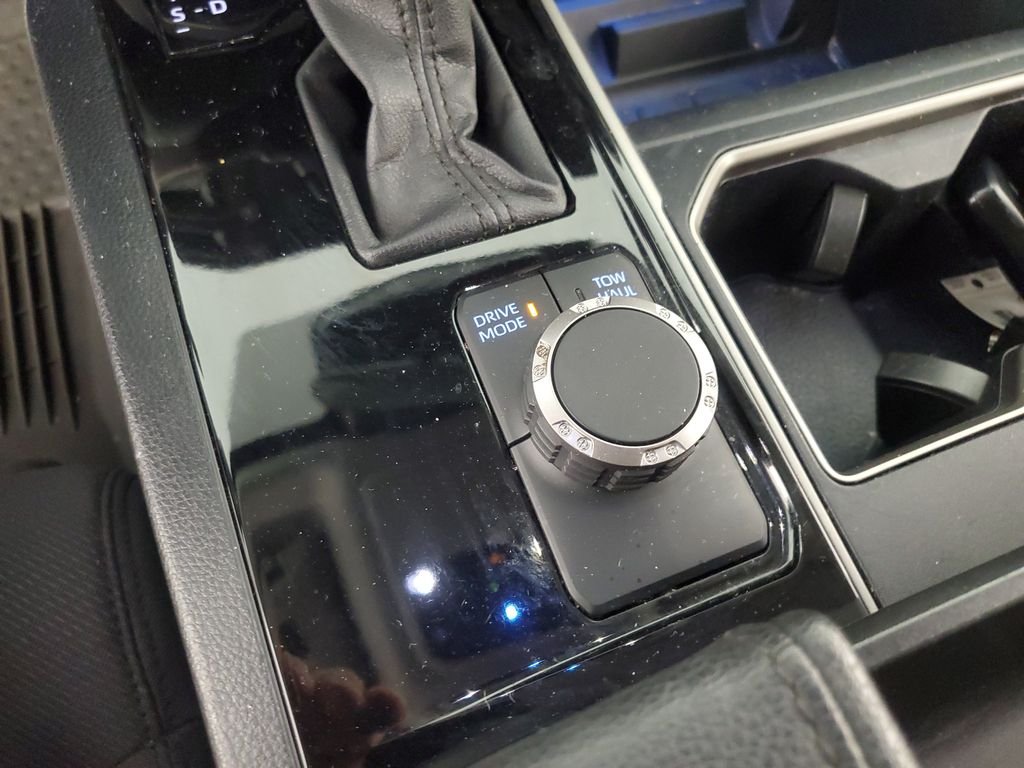 Used 2022 Gray Toyota SR5 image 17