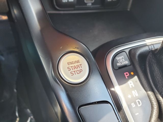 Used 2020 Blue Kia GT-Line image 12