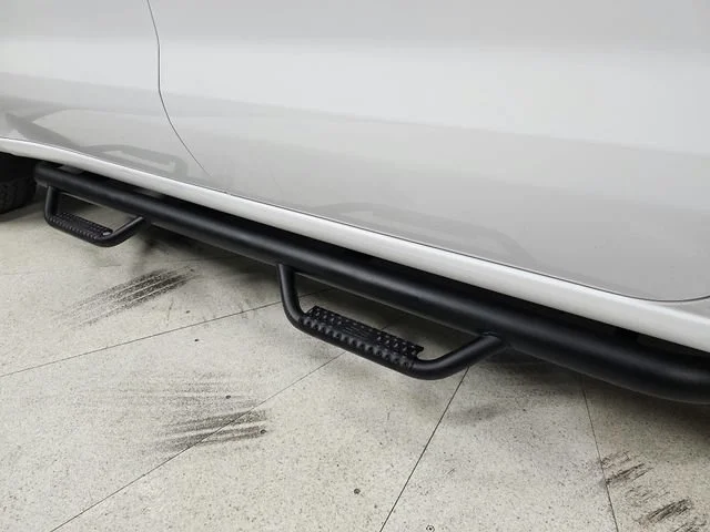 Used 2025 Summit White Chevrolet LT image 55