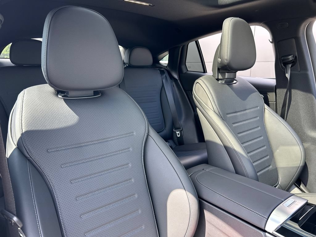 New 2026 Polar White Mercedes-Benz GLC300 image 64