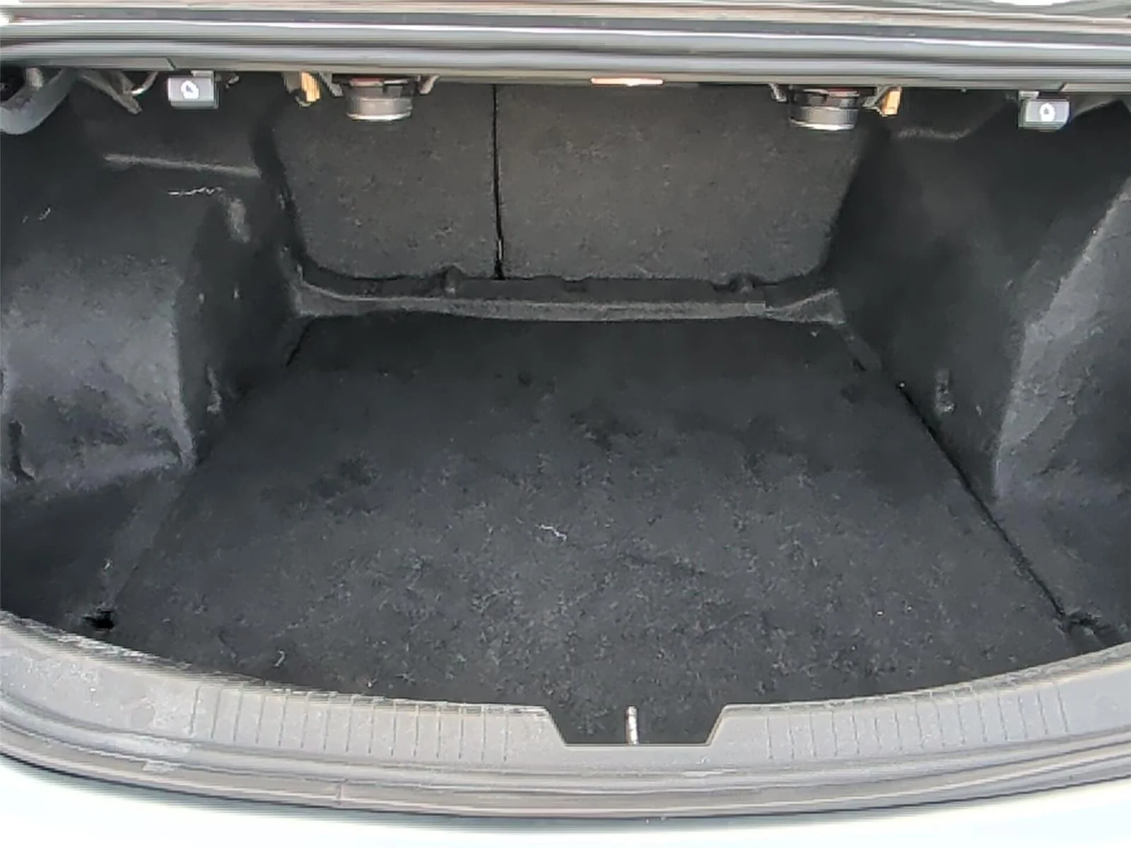 Used 2024 Sterling Gray Metallic Chevrolet LT image 33
