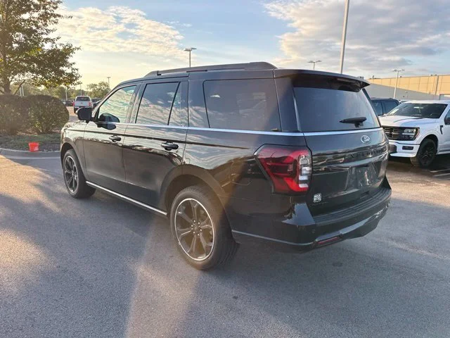 Used 2023 Agate Black Metallic Ford Limited image 4