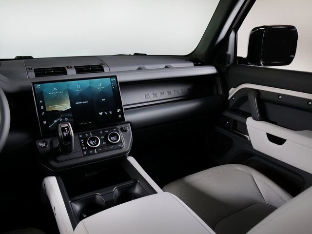 New 2026 Borasco Grey Land Rover X-Dynamic SE image 13