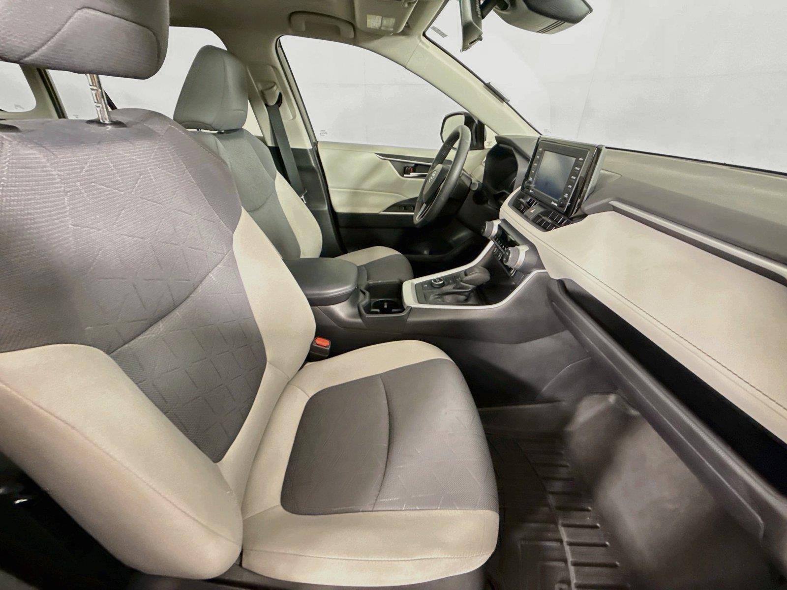 Certified Used 2022 Magnetic Gray Metallic Toyota XLE image 44